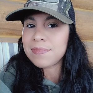 Meet your Posher, Salina